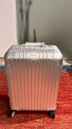 Silver Cabin Suitcase