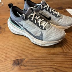 Nike Invincible Run 3