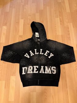 Hoodie | Valley Dreams.