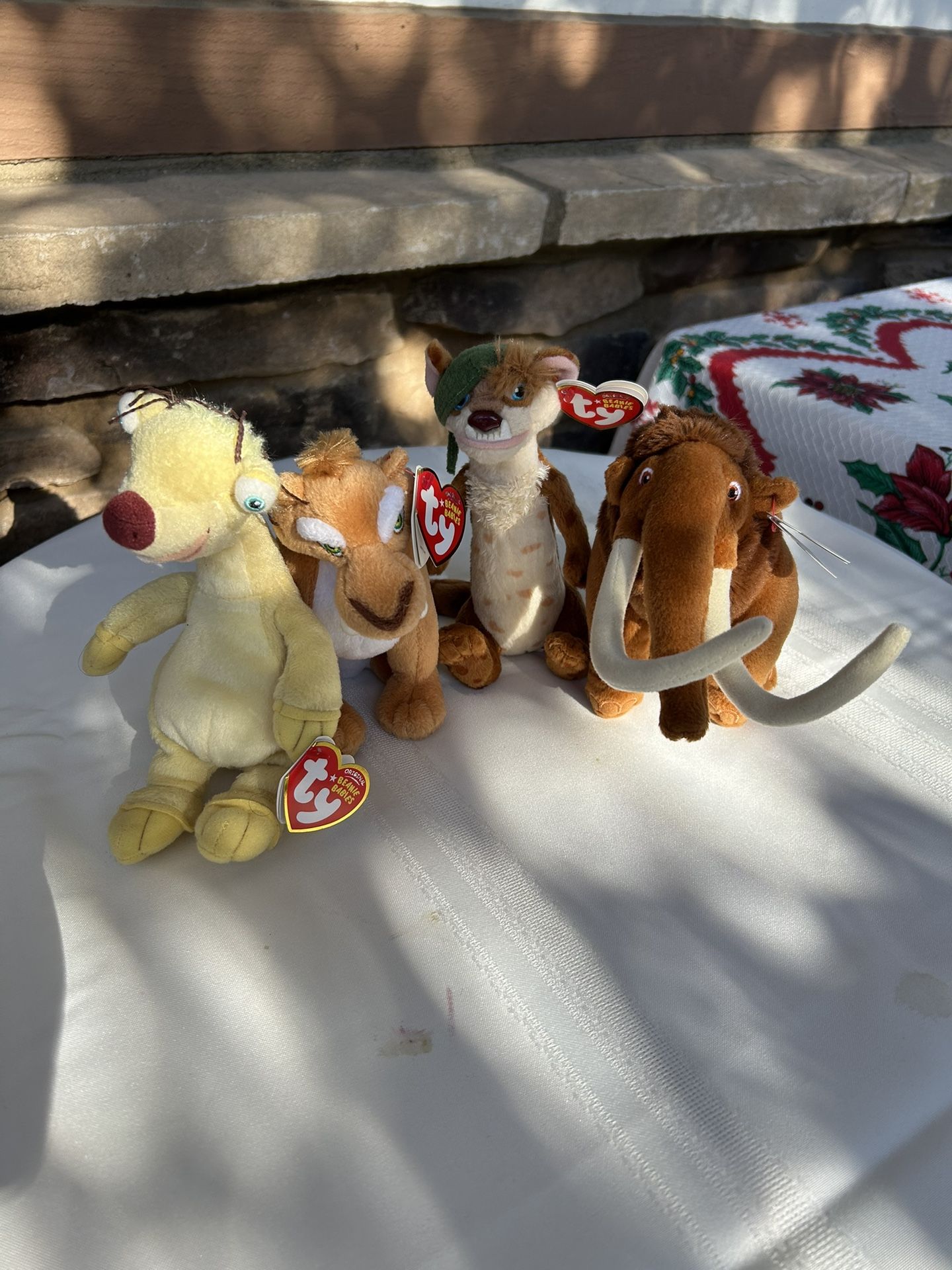 TY Beanie Babies Ice Age ( Manny,Diego,Sid,Buck 