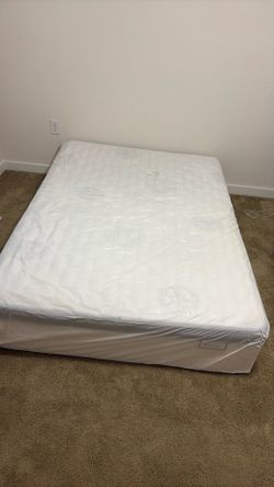 FULL SIZE MATTRESS 4 SALE!