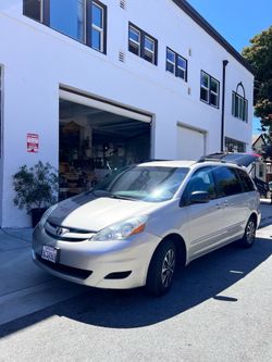 2008 Toyota Sienna