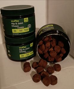 Wuffes 60 ct Jar