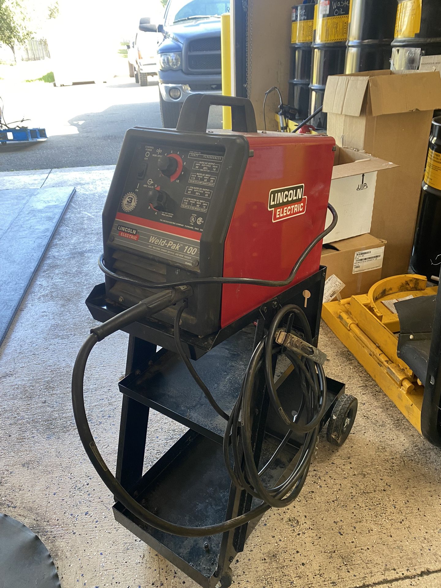 Weld-Pak 100 Lincoln Electric Welder W/ Cart