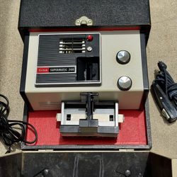 Kodak Supermatic 500 Model Slide Projector