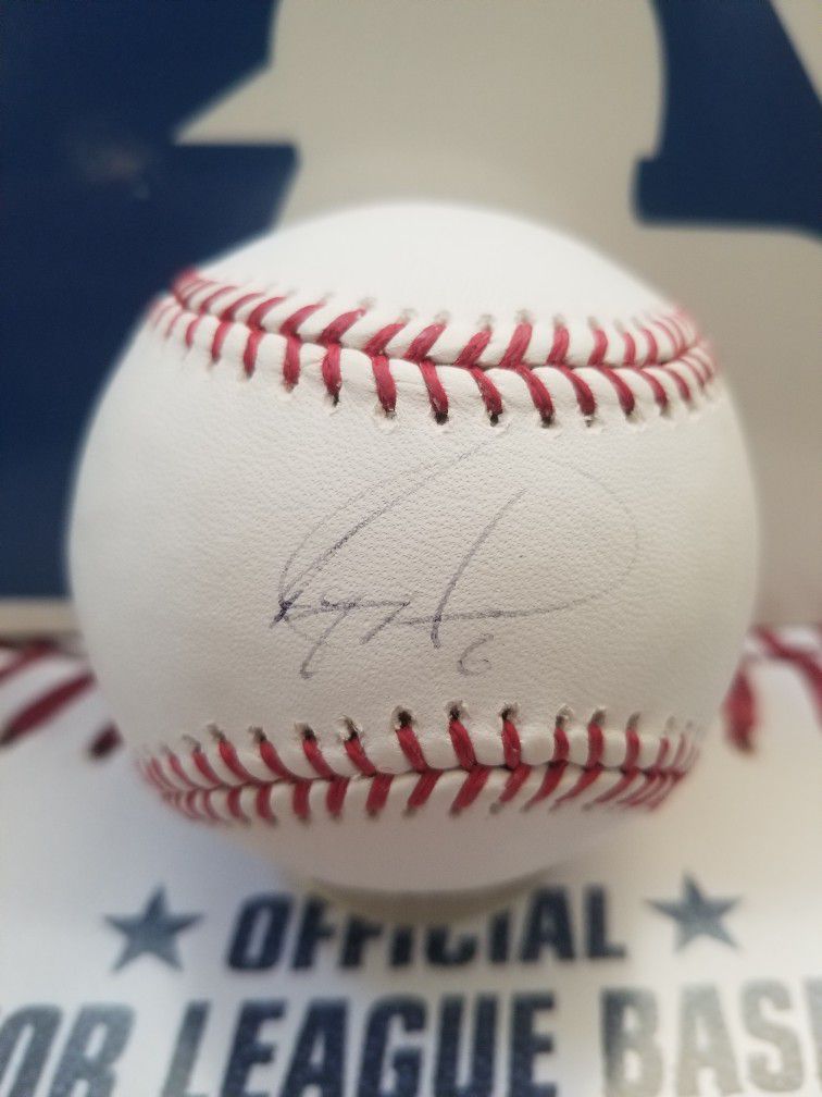 Ryan Howard signed baseball