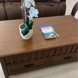 Wooden Coffee Table 