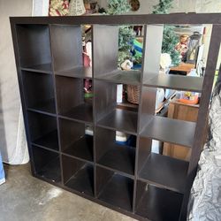 Free Cube Shelf 