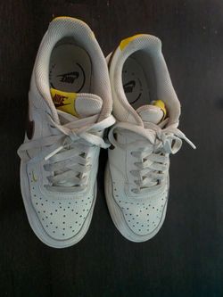 Used Nike court