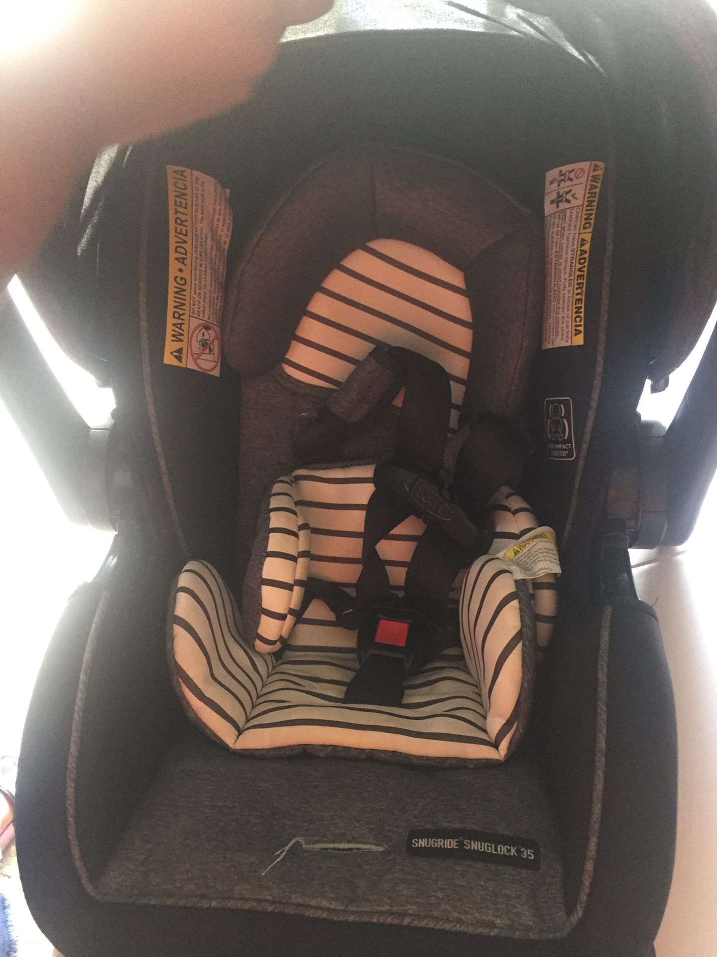 Graco car seat (without base)