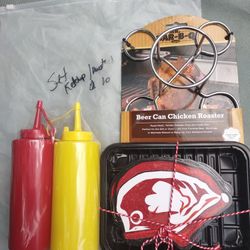 Barbeque, Mustard/Ketchup, Chicken Roaster N Set Of Coasters, Brand New