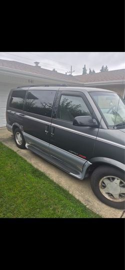 2001 Chevrolet Astro