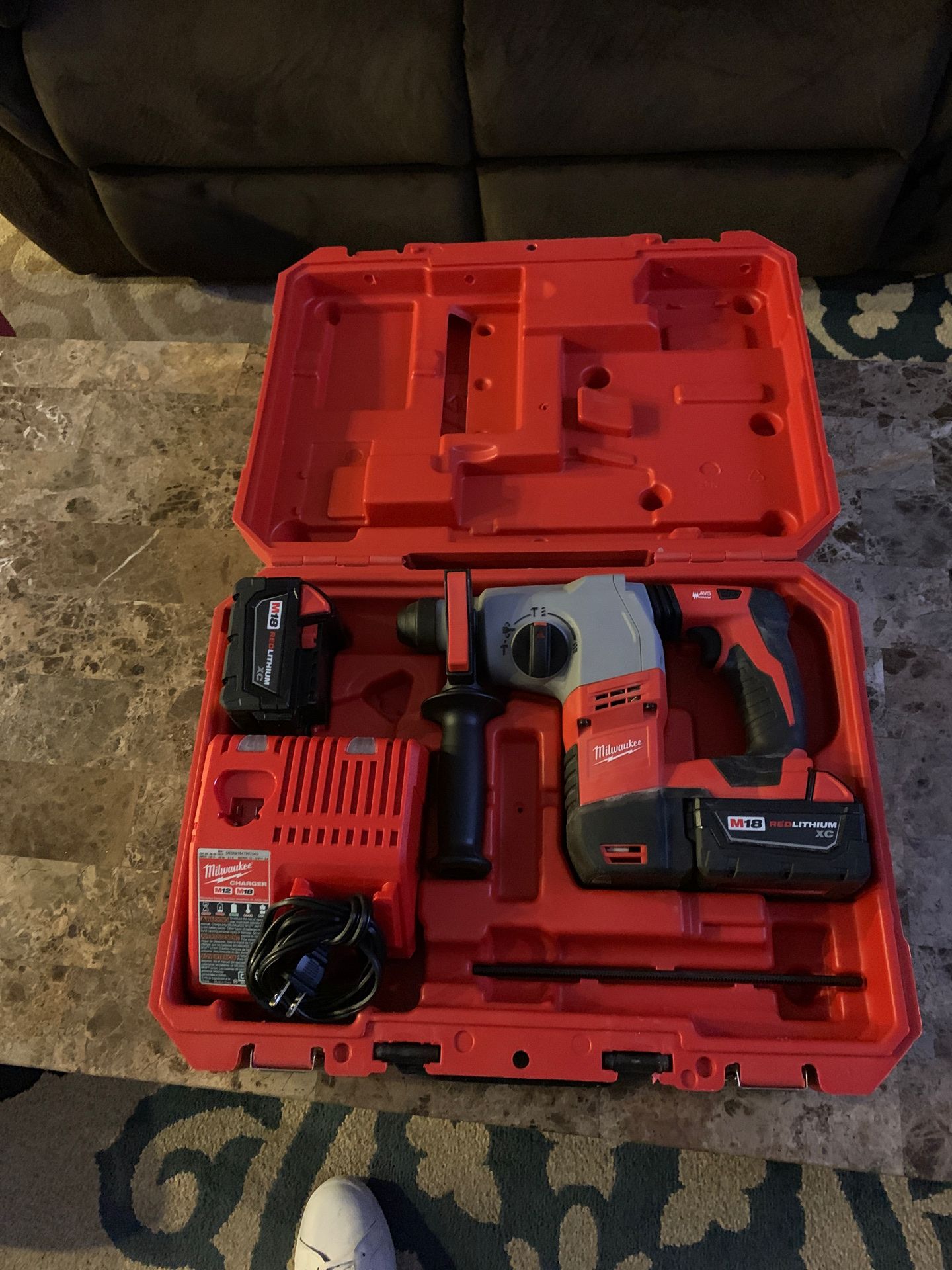 Milwaukee 18 V Roto Hammer