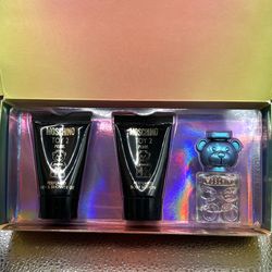 Moschino Toy 2 Pearl - 3 Piece Gift Set - Unisex New in box