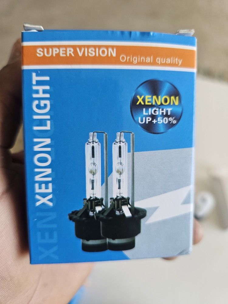 D2R 6000k Super Vision Light