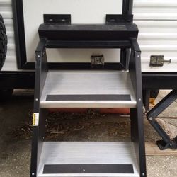 Adjustable RV Steps