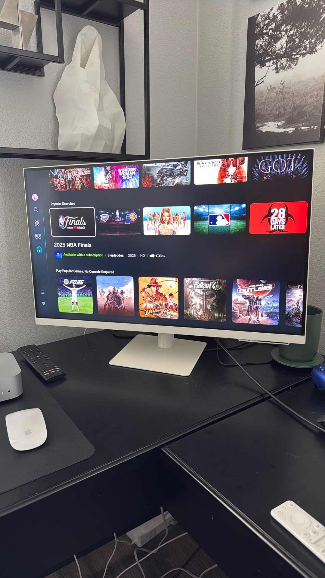 Samsung 27” 4K Smart Monitor M7, White (LS27CM701UNXZA)