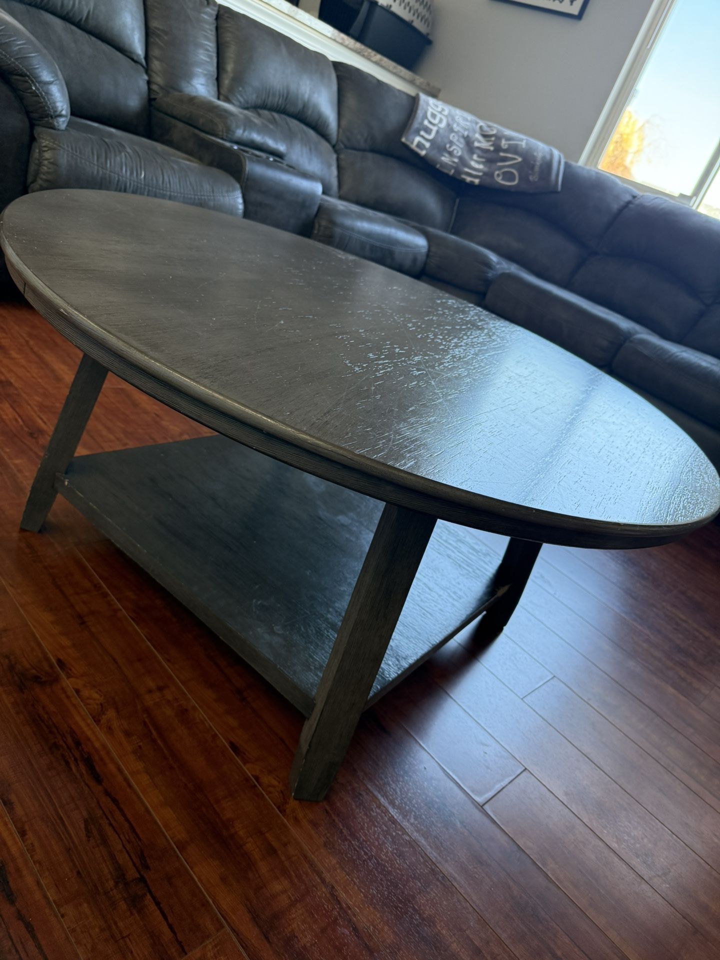 Caitbrook 40in Grey Round Coffee Table