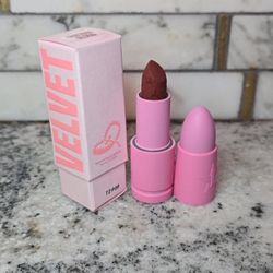 NEW IN BOX Jeffree Star Velvet Lipstick