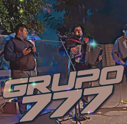 Grupo completo /Chirrines