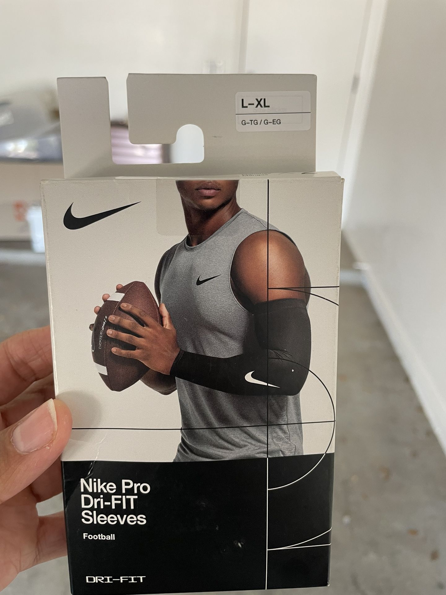 Nike Pro Dri-Fit Sleeves (pair)