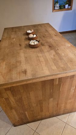 Butcher Block Chef's counter/ island