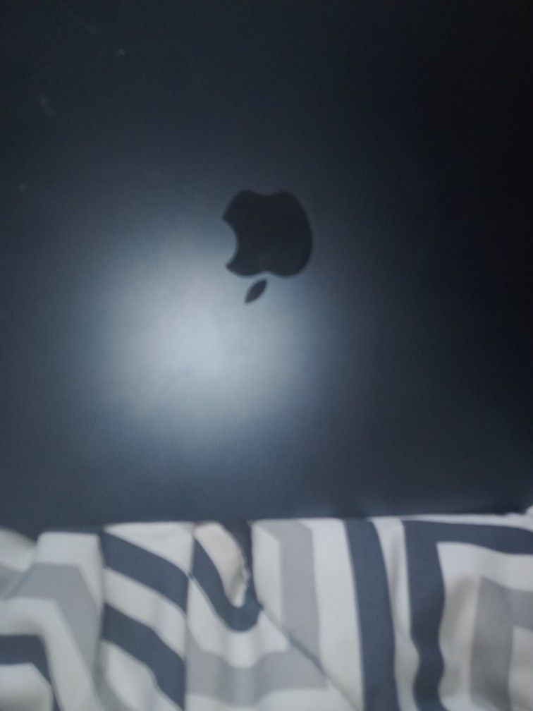 MacBook Air 15ins