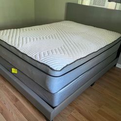 BRAND NEW GRAY QUEEN BED , MATTRESS AND BOX SPRING  $385 INCLUDING DELIVERY !!  Available in gray and dark brown!!!  Brand new delivered in boxes!!  Y