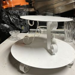 Cake Risers 