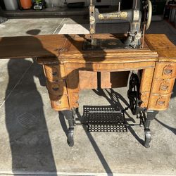 1894 White Sewing Machine