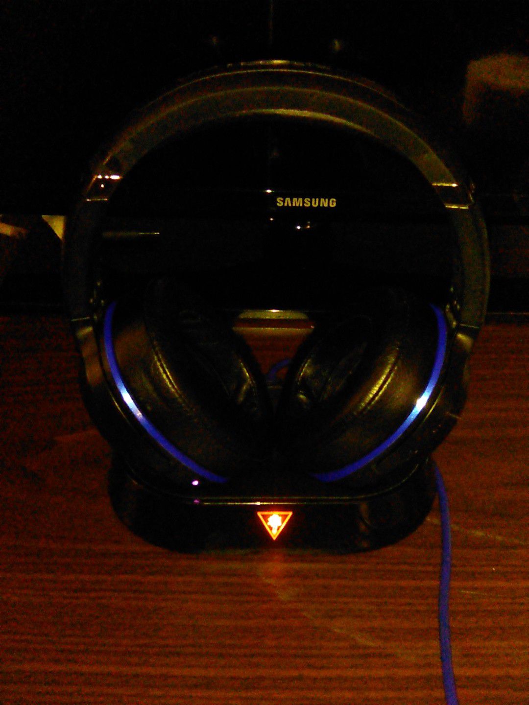 Turtle Beach Ear Force Elite 800x RX Gaming Headset and charger