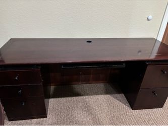 Desk (free)