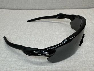 oakley sport shades