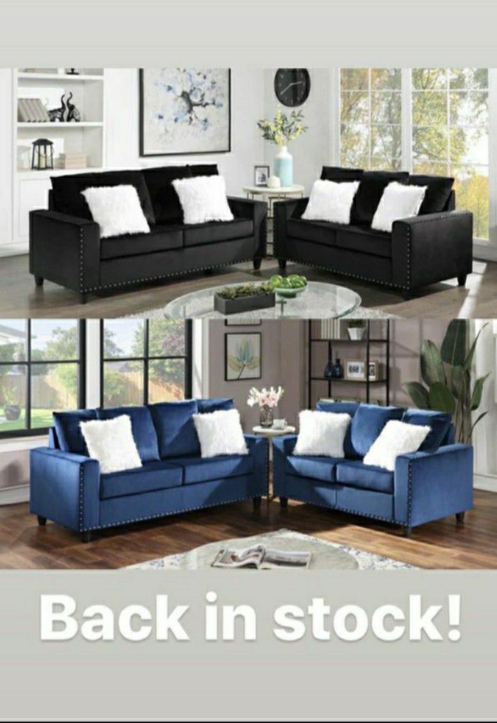 Sofa and loveseat 👩‍🏫👩‍🏫 $49 down don’t miss deal