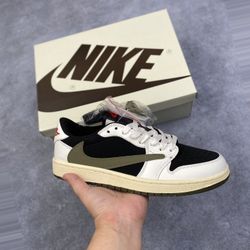 Jordan 1 Low Travis Scott Mca