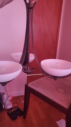 3 halo light chandelier