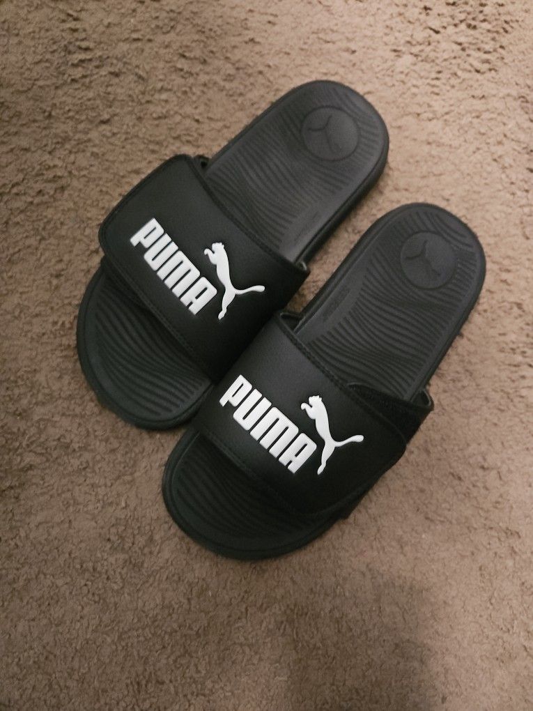 Puma Slides Size 5