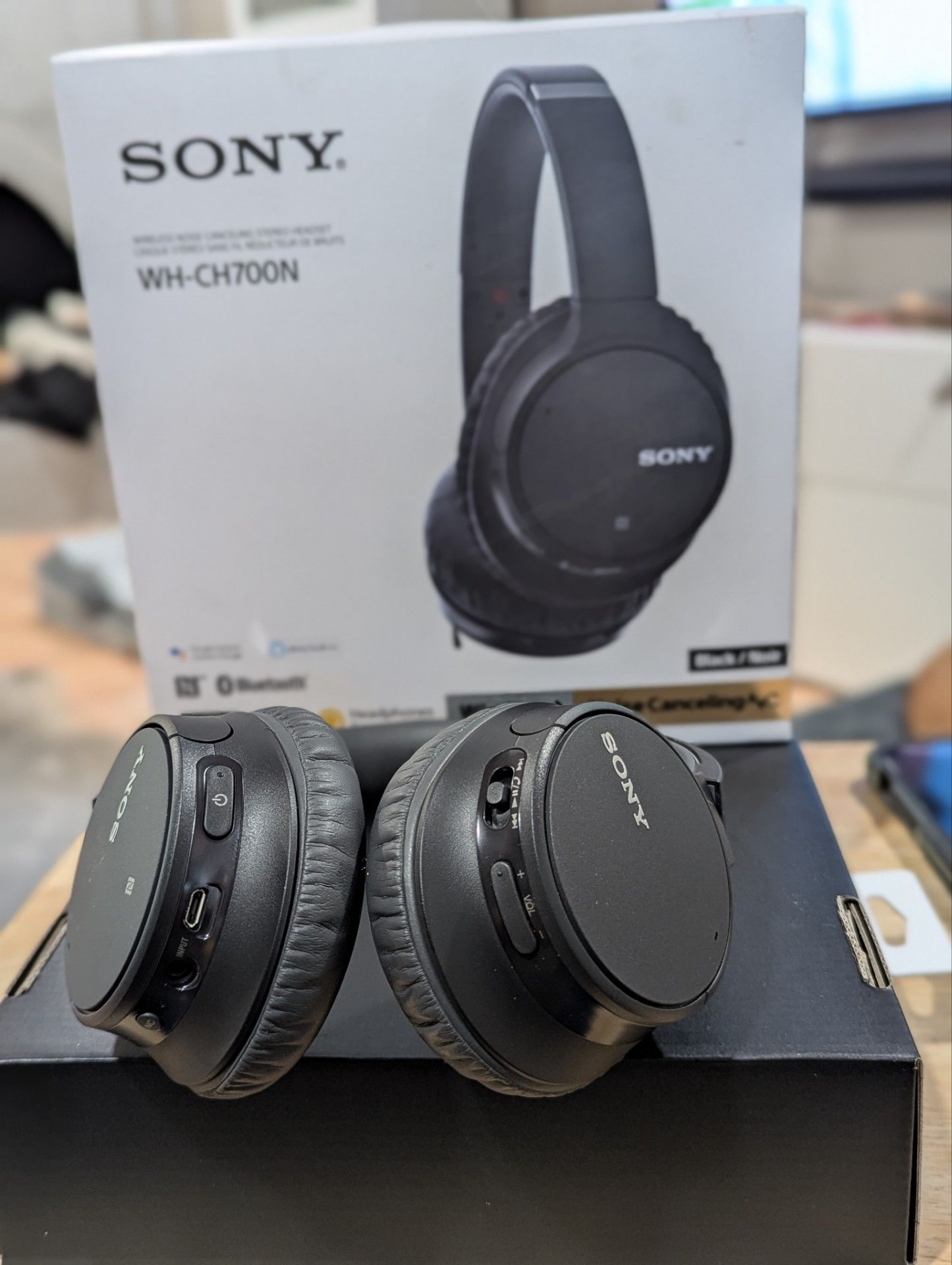 Noise canceling Bluetooth Sony headphones