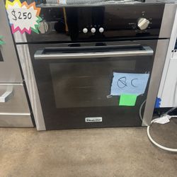Magic Chef 24- Inch Built In Wall Oven
