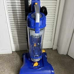 Eureka PowerSpeed Lightweight Bagless Upright Vacuum Cleaner 