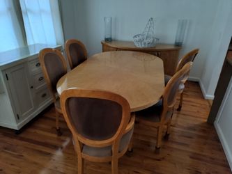 Oval Dining Table with 6 Chairs