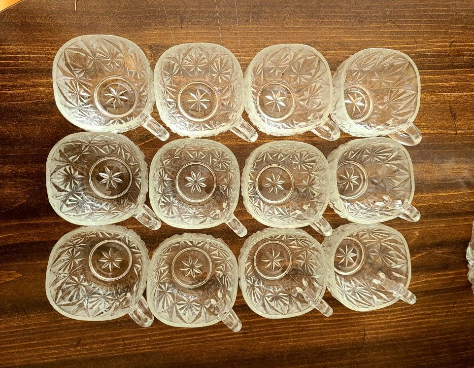 Williamsport Crystal Punch Bowl w 12 Cups