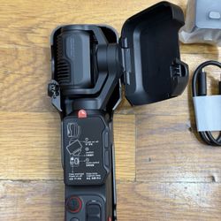 Insta360 Luna Ultra Dual-Lens 8K Gimbal Stabilizer camera