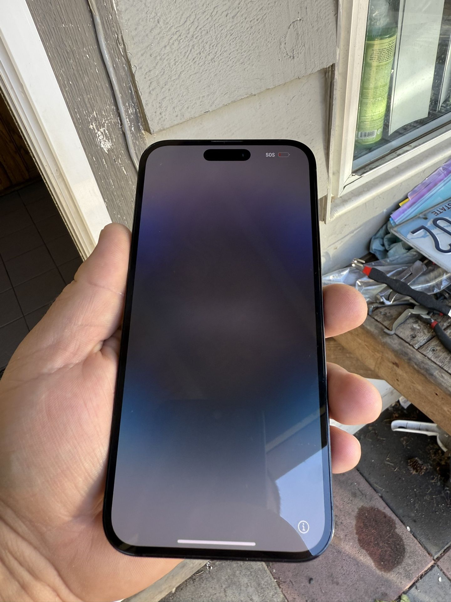 Selling IPhone 14 Pro Max 256Gb unlocked in mint condition. Clean iCloud. Asking 600 obo