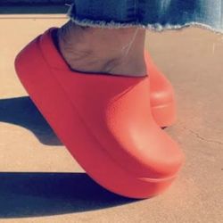 CROCS Dylan Platform Clog