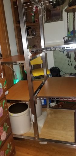 Mobile Gandola shelves
