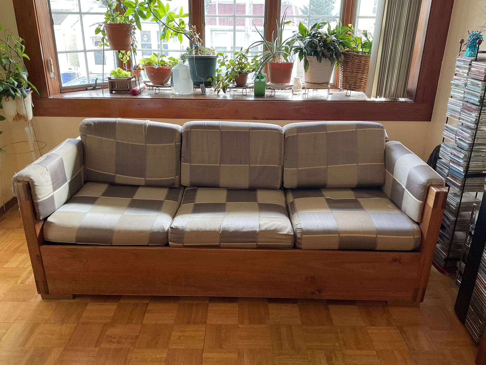 This End Up Sofa Baci Living Room