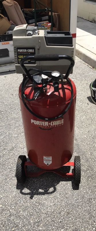 Porter Cable Porter-Cable 6 HP, 25-Gallon Oilless Vertical Air Compressor 135 PSI Model: CPF6025VP