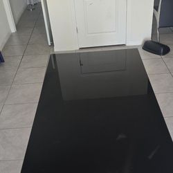 DINNING TABLE 