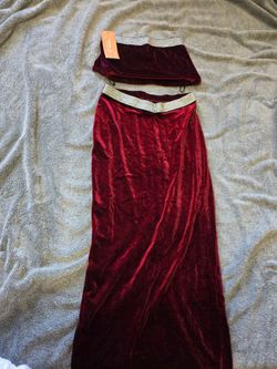 Two piece outfit burgundy size xs